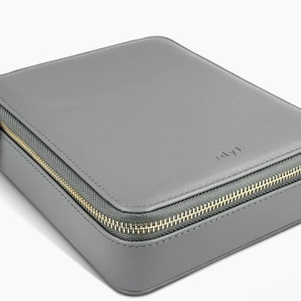 Idyl Elegant Jewelry Organizer – Travel Zip Case (Gray) NEW